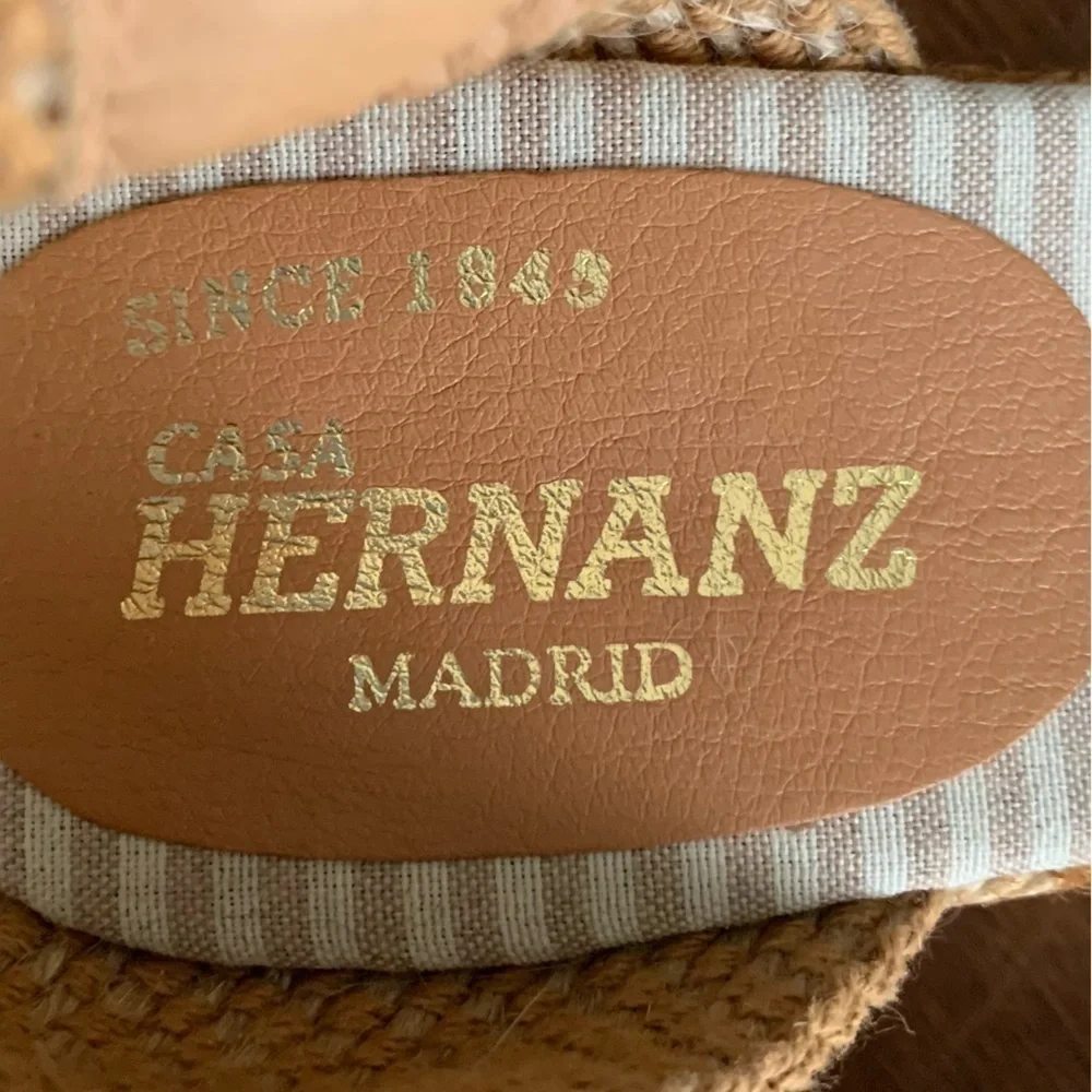Casa Hernanz Canvas Jute Low Wedge Ankle Strap Espadrilles Bone Sz 8/38